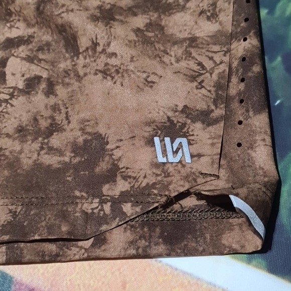 VRST Brown Grunge Tie Dye Shorts Size XXL NWT - Picture 3 of 7